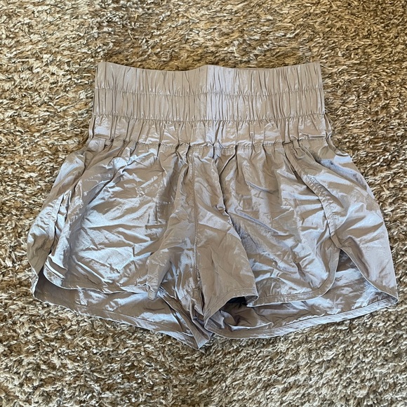 High waist shorts - Picture 1 of 7